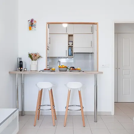 St.roch : Vue Mer, Parking, Clim * Mentona