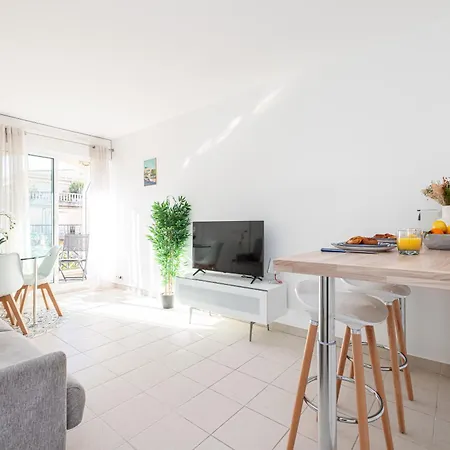 St.roch : Vue Mer, Parking, Clim Mentona