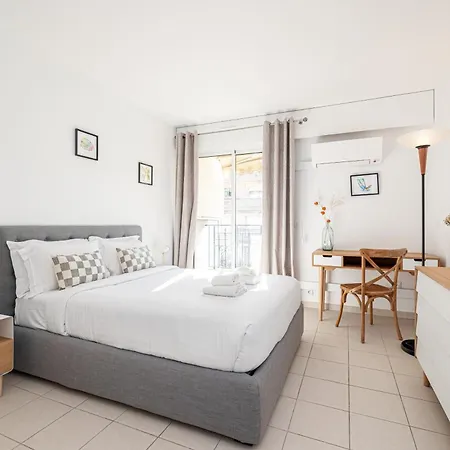 St.roch : Vue Mer, Parking, Clim Menton